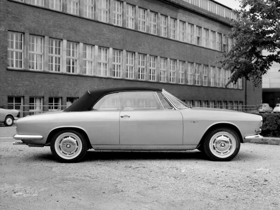  BMW 3200 CS Convertible 1962 года  (фото 2 из 3)